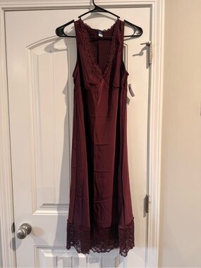 Old Navy Burgundy Lace-Trim Maxi Dress